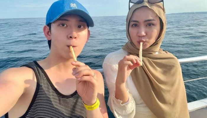 10 Potret Xaviera Putri Liburan Bareng Sahabat di Hong Kong, Seru dan Memukau!