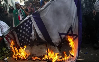 Aksi Neturei Karta di Jerusalem: Bakar Bendera Israel, Tuntut Pembubaran Negara Israel