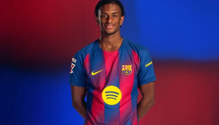 Alejandro Balde Jadi Sorotan Utama dalam Rencana Penjualan Tiga Bek Barcelona Musim Panas 2026