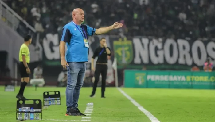 Asisten Brasil Persib Ungkap Cinta Mendalam pada Bandung, Sementara Pelatih Bojan Hodak Tekankan Perluasan Fasilitas Latihan