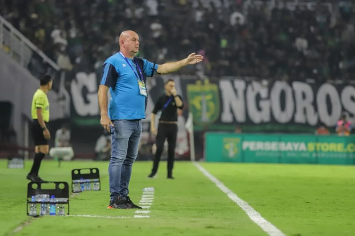 Asisten Brasil Persib Ungkap Cinta Mendalam pada Bandung, Sementara Pelatih Bojan Hodak Tekankan Perluasan Fasilitas Latihan