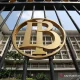 Bank Indonesia Tahan Suku Bunga, Fitch Turunkan Outlook: Apa Dampaknya bagi Raksasa Perbankan?