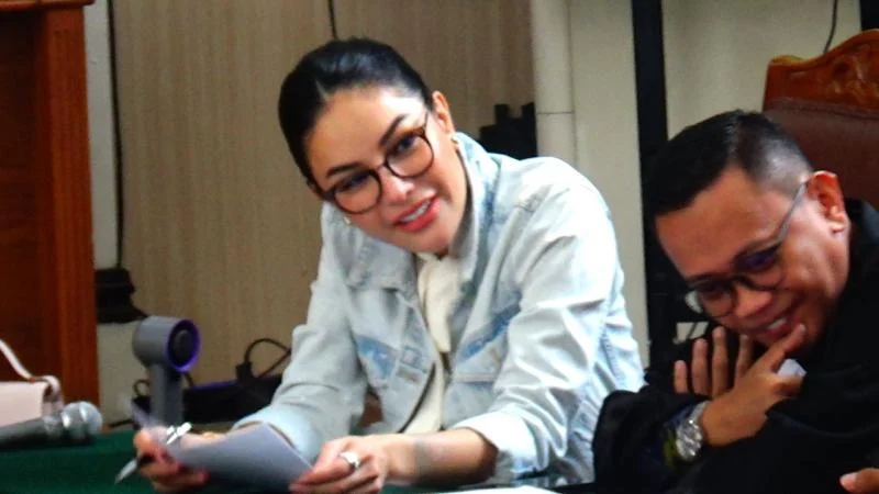 Bisnis Nikita Mirzani Tetap Berjalan di Balik Jeruji: Manajer Ungkap Fakta Kehilangan Kontrak