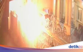 Bom Molotov Mencekam Rumah Kades Hoho Alkaf, Mobil Mewah Terbakar dan Mobil Misterius Mengintai Malam