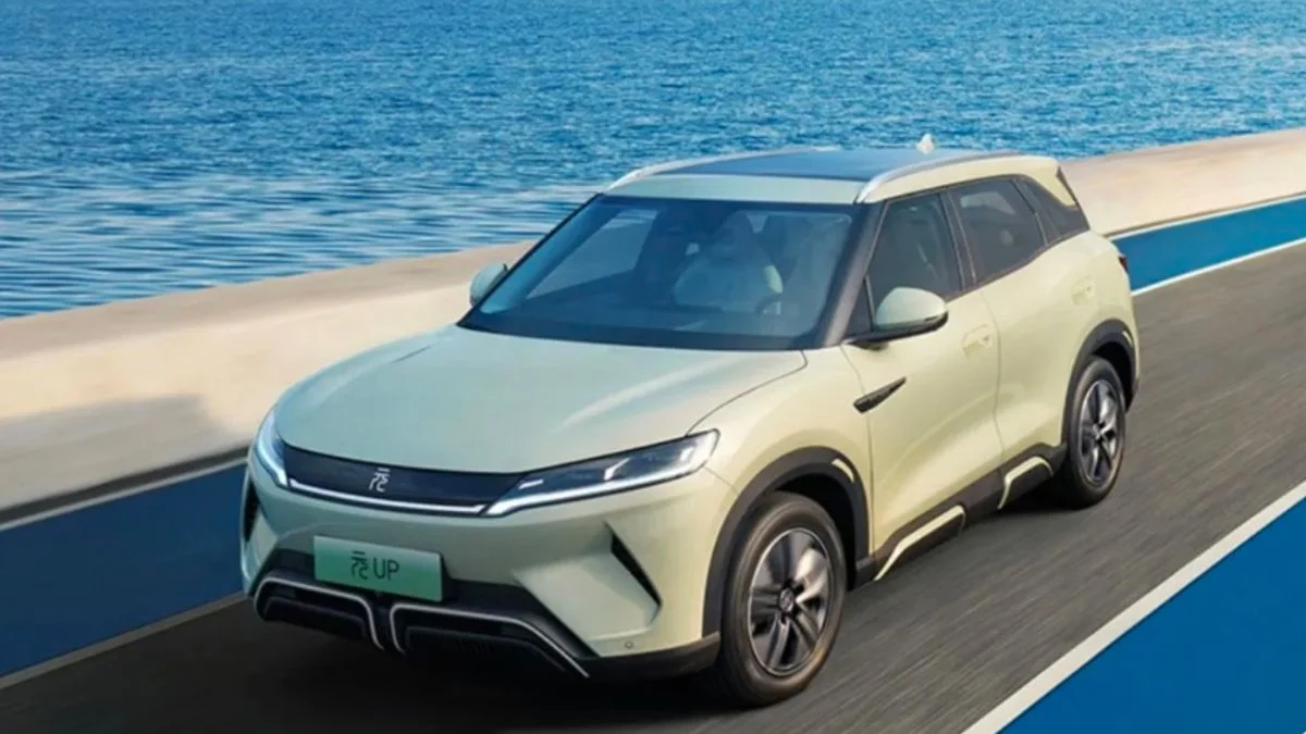 BYD Atto 2 Siap Menggebrak Pasar SUV Listrik Indonesia: Jarak 400 km dan Pengisian Super Cepat Menjadi Penentu