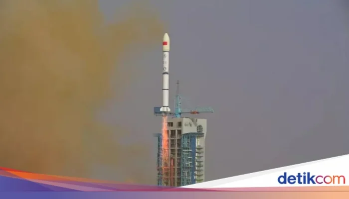 China Siapkan 200 Ribu Satelit: Langkah Besar untuk Menyaingi Starlink