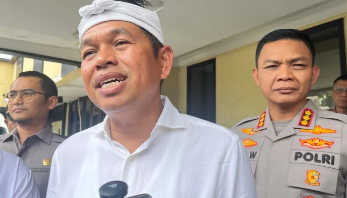 Dedi Mulyadi Kaji Kembali Rencana Underpass Pasteur dan Sentil Lampu Lalu Lintas: Solusi Transportasi Massal Jadi Fokus Utama
