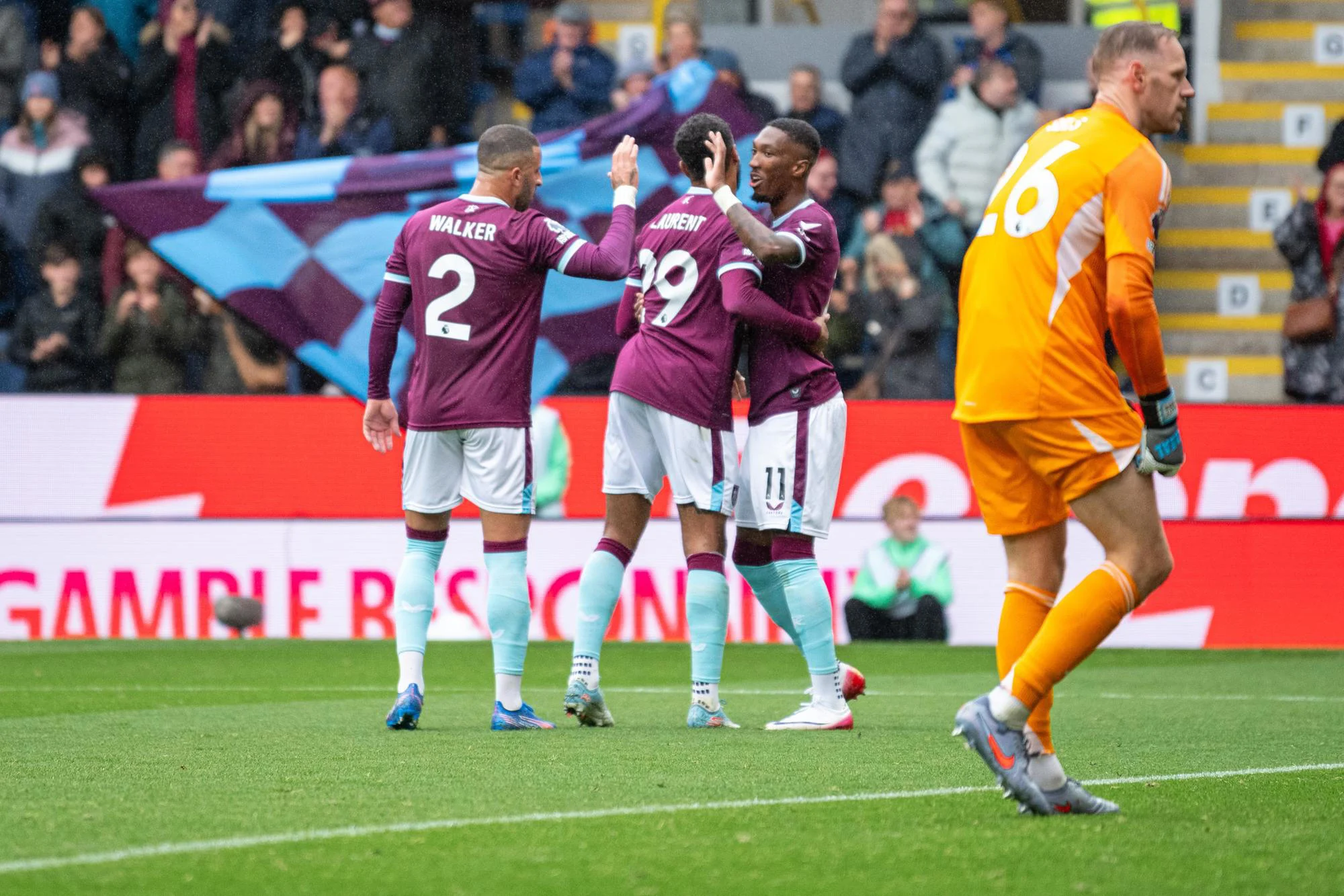 Drama 4-1: Nottingham Forest vs Burnley Mengamankan Poin Krusial di Puncak Persaingan Relegasi