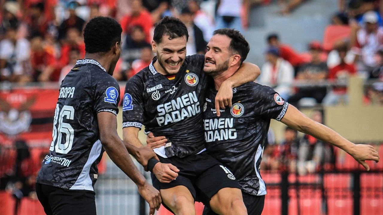 Drama Degradasi: Semen Padang vs Persijap, Apologi, Cedera, dan Harapan Terakhir di Liga 1
