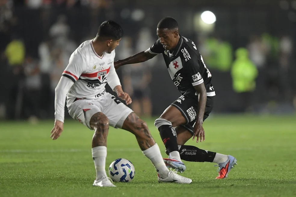 Drama di São Januário: Vasco vs São Paulo Berbalik 2-1, Renato Gaúcho Buka Kunci Kemenangan