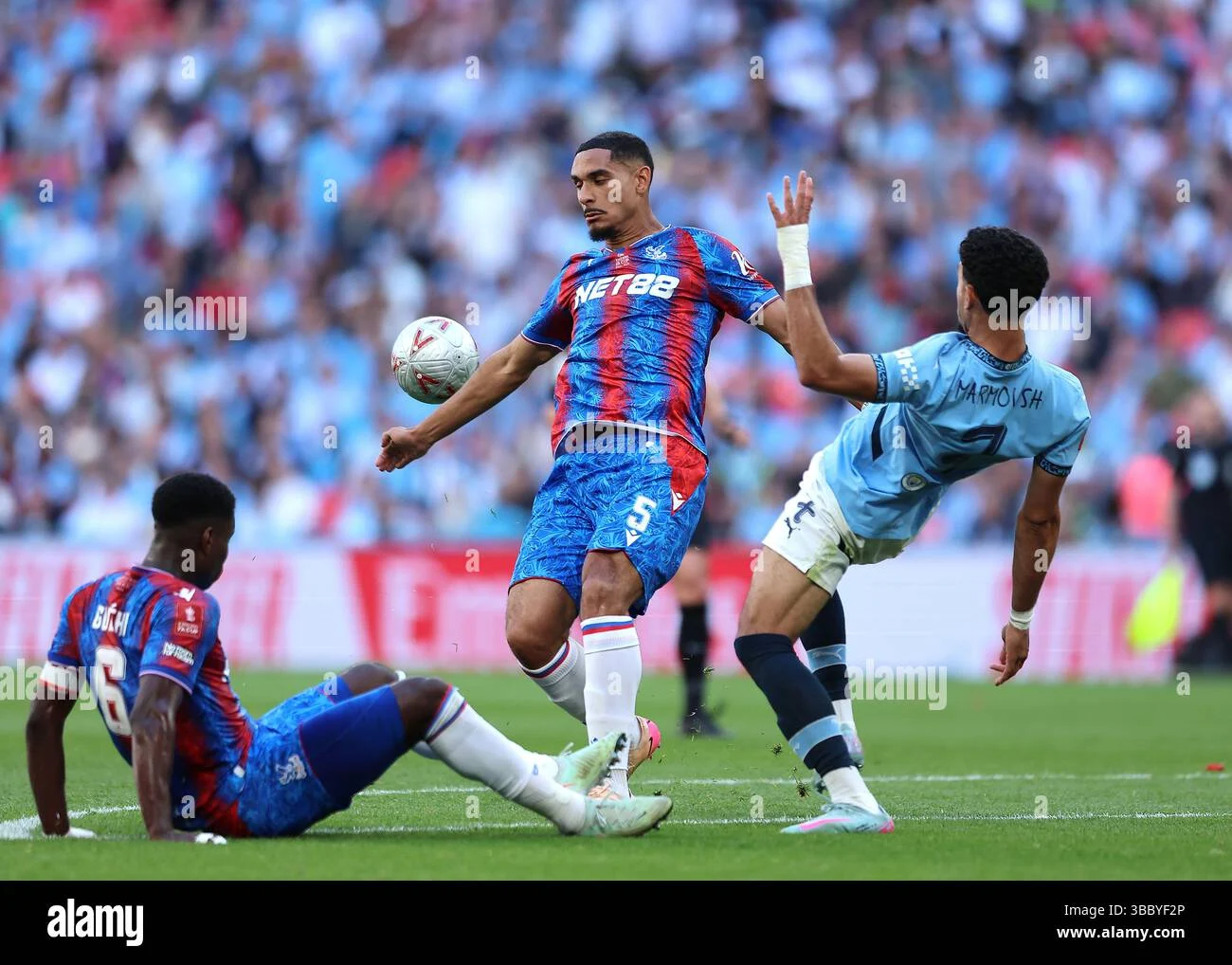 Drama di Wembley: Omar Marmoush Gagal Menjadi Pahlawan, City Tetap Raih Tiket Final FA Cup