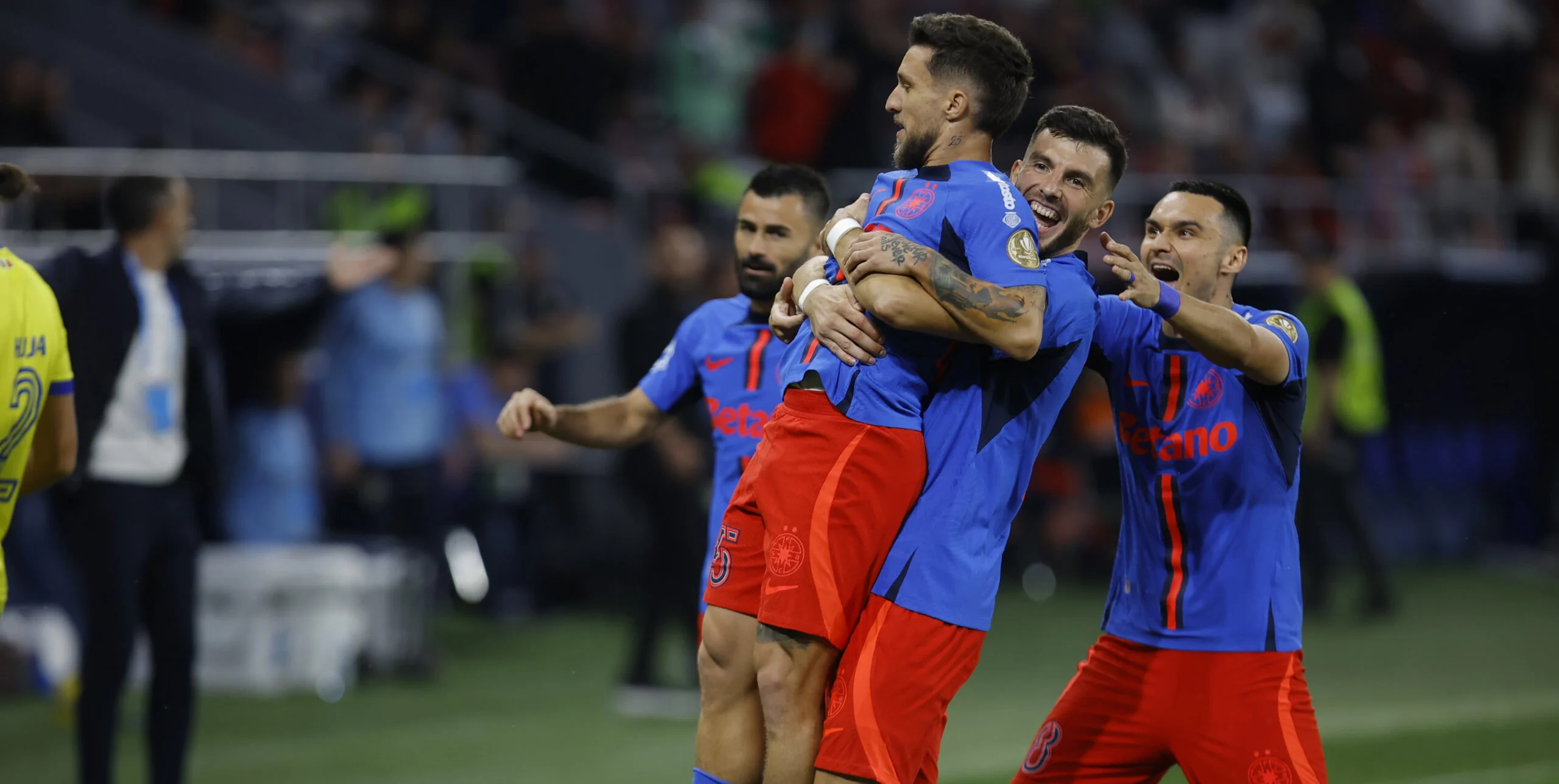 FCSB vs Petrolul: Kemenangan 3-1 yang Mengguncang Play‑Out SuperLiga dan Dampaknya pada Masa Depan Kedua Tim