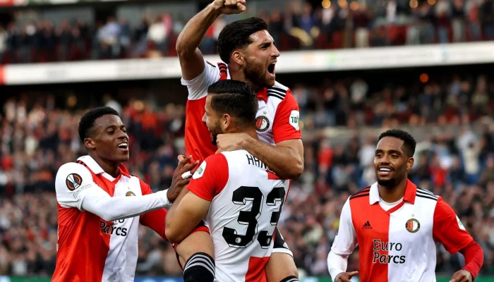 Feyenoord Dominasi di De Kuip, Tekuk Groningen 3-1 dan Perkuat Pengejaran Posisi Kedua