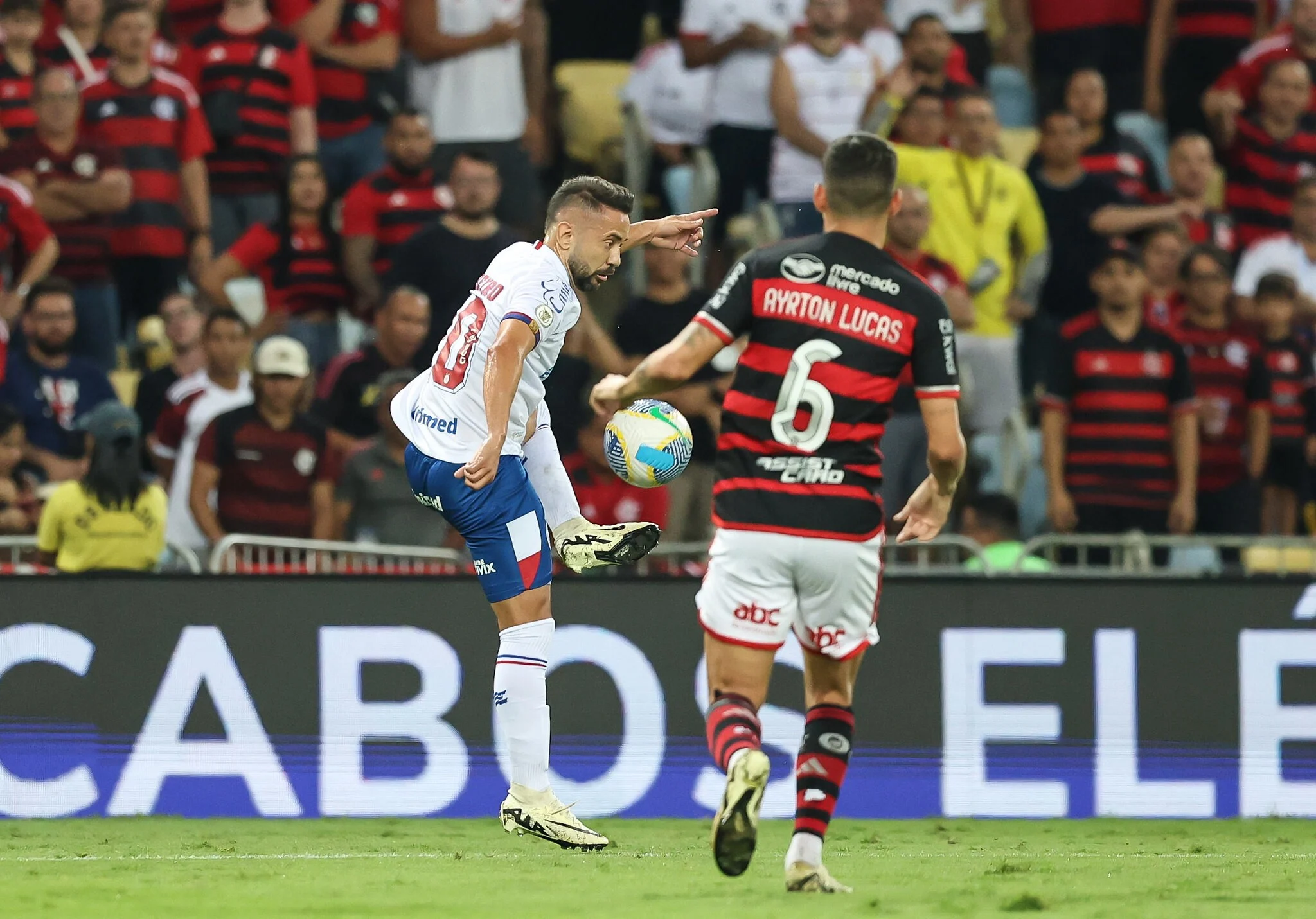 Flamengo vs Bahia: Kemenangan 2-0 di Maracanã Perkuat Posisi G-4 dan Buka Kontroversi Kartu Kuning
