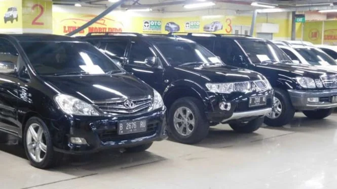 Harga Mobil Diesel Bekas Terlaris di WTC Mangga Dua Naik Tajam! Simak Update Lengkapnya