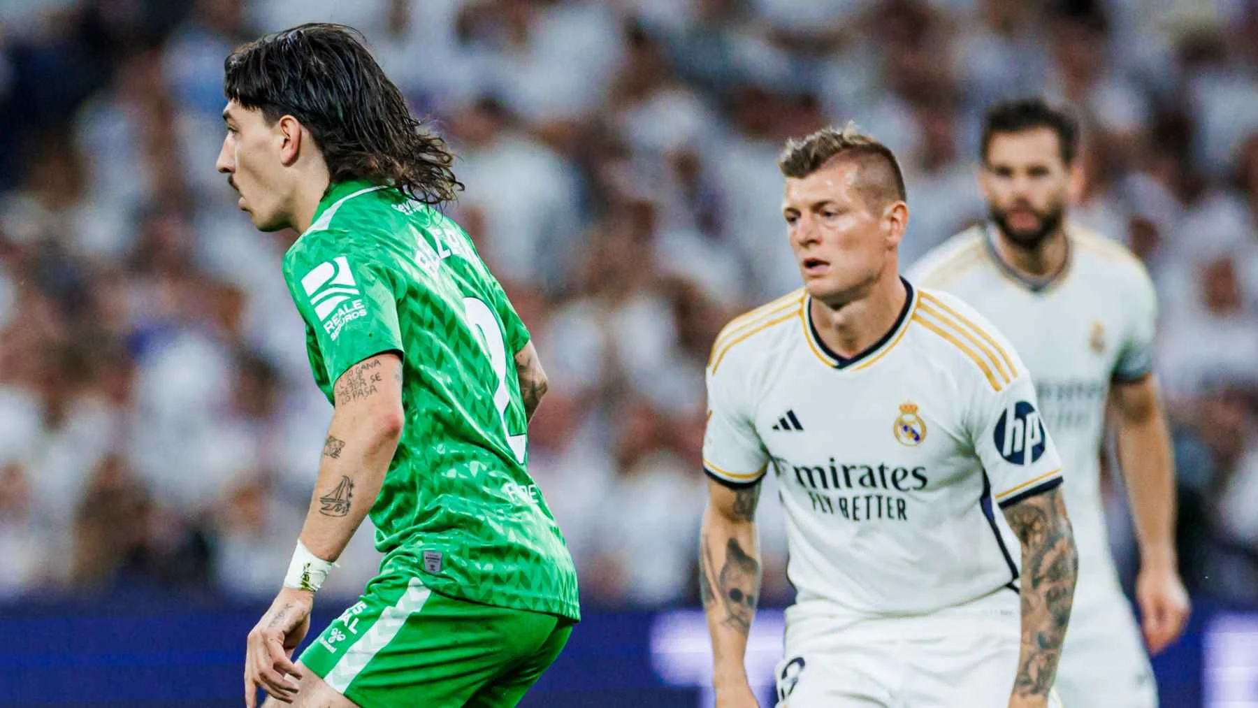 Héctor Bellerín Selamatkan Real Betis dengan Gol Penentu di Menit Akhir melawan Real Madrid