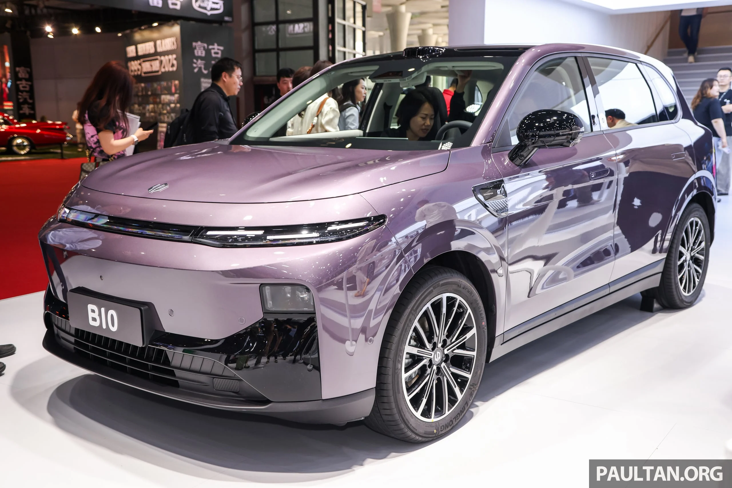 Indomobil Siap Guncang GIIAS 2026 dengan Leapmotor B10: Mobil Listrik Terbaru dari China