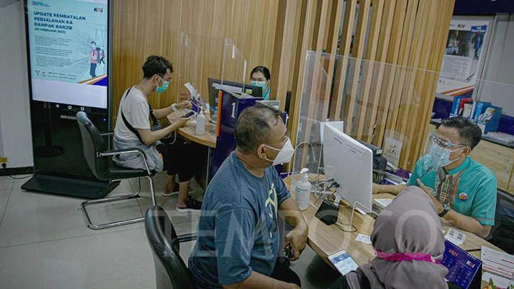 KAI Janjikan Refund 100% Tiket Jarak Jauh Pasca Tragedi Bekasi Timur, Pemerintah Diminta Atur Palang Perlintasan