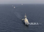 Kapal Mewah Rusia Menembus Selat Hormuz: Satu-satunya Kendaraan Laut di Tengah Blokade Iran dan AS