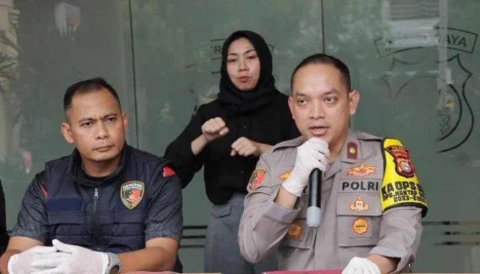 Kejadian Heboh di Palembang: Kuli Bangunan Ditangkap Mencuri CCTV, Massa Mengamuk!