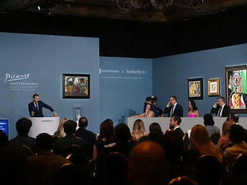 Kejutan di Paris: Seorang Pria Raih Lukisan Picasso Seharga $1 Juta dan Pertemuan Diplomatik Prabowo-Macron Mengguncang Dunia