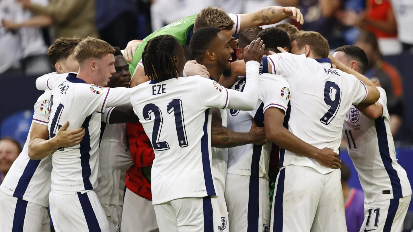 Kejutan Inggris di Europa League: Forest dan Villa Raih Semi Final, Perjalanan Dramatis di Piala Kontinen