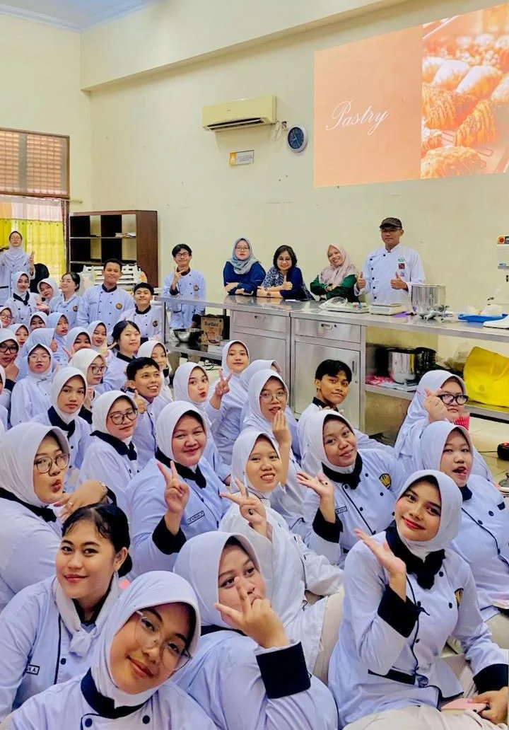 Kemendikbudsi Rencanakan Tutup Prodi Tak Relevan dengan Industri, Langkah Kontroversial Mengguncang Pendidikan Tinggi