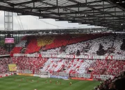 Köln Beraksi di Lapangan Hijau dan Layar KOLN: Dari Bundesliga hingga Sidang Unicameral Nebraska