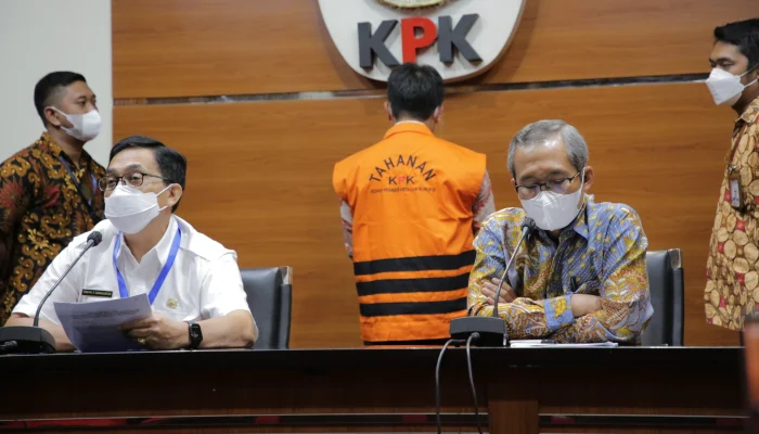 KPK Serahkan Rekomendasi Perbaikan Tata Kelola Partai Politik ke Prabowo dan Puan Maharani, Dorong Revisi UU Parpol