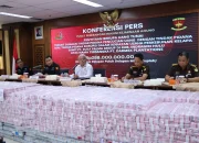 KPK Sita Uang Tunai Rp95 Juta dan Aset Rp2 Miliar dalam Penggeledahan Kasus Korupsi Bupati Tulungagung serta DJBC