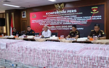 KPK Sita Uang Tunai Rp95 Juta dan Aset Rp2 Miliar dalam Penggeledahan Kasus Korupsi Bupati Tulungagung serta DJBC