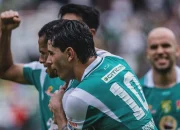 Krisis Gol Persebaya: Bernardo Tavares Hadapi Tekanan Besar Setelah Kebobolan 20 Gol dalam 12 Laga