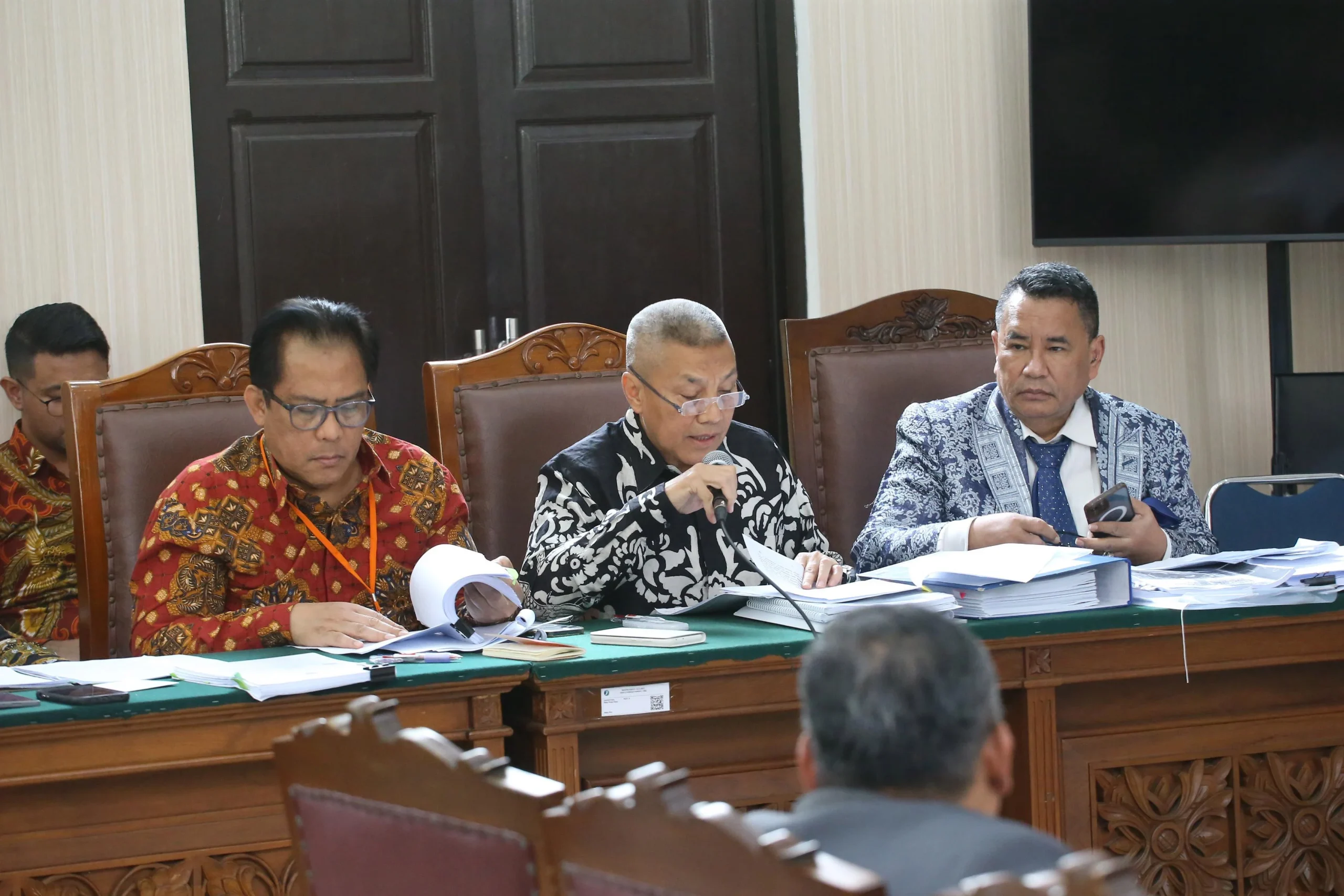 Kuasa hukum Nadiem Soroti Sidang Dikebut, Surati MA hingga Komisi III – Tuduhan Ketidakadilan Mengemuka