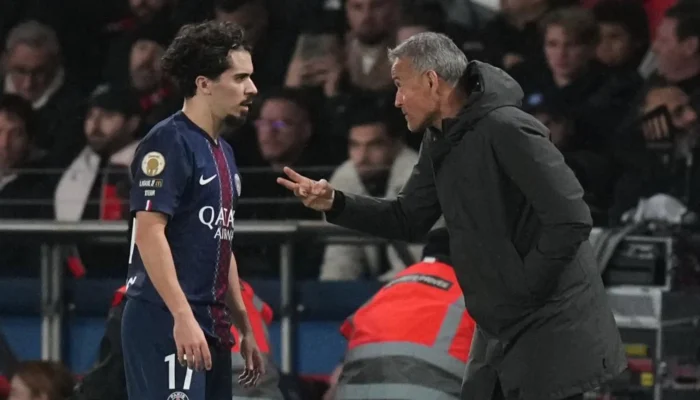 Luis Enrique Bimbang: Vitinha Diragukan, PSG di Ambang Ganda Gelar
