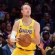 Luke Kennard Gemparkan Playoff: 27 Poin, Penyelamat Lakers di Game 1