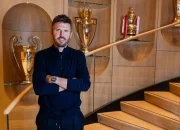 Michael Carrick Gapai Puncak Karier Sebagai Pelatih Interim: Dari Sorotan Ao Tanaka hingga Pujian Duet Pertahanan MU