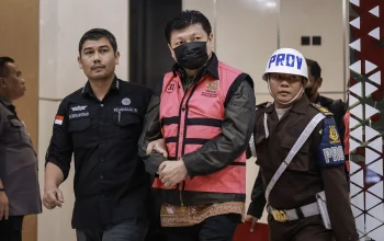 Miskomunikasi dan Mutasi: Di Balik Heboh Rombongan Eks Anggota DPR Foto-foto di Tikungan Sitinjau Lauik