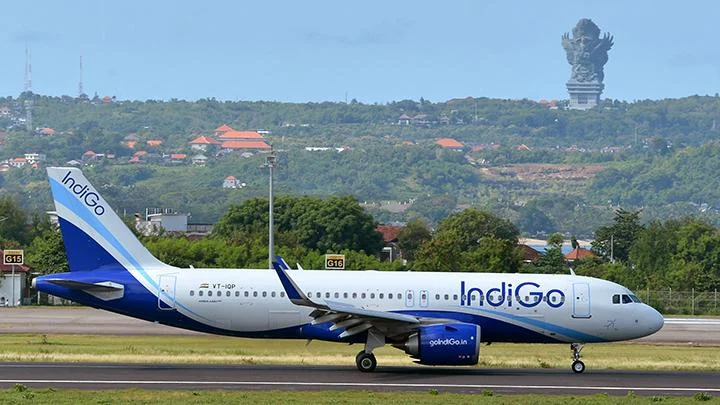 Misteri Indigo: Dari Anak Berbakat, Maskapai Terbang, hingga Bintang Pop Lola Indigo