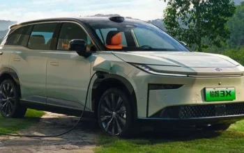 Mobil Listrik Mengguncang Produsen Jepang: Penurunan Daya Beli dan Munculnya Kompetitor China Membuat Dealer Goyang