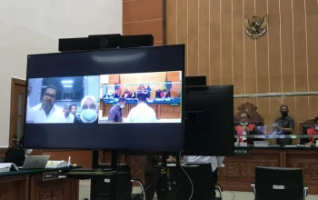 Momen Dramatis: Dua Pelaku Pembunuhan Nus Kei Dijebloskan ke Penjara