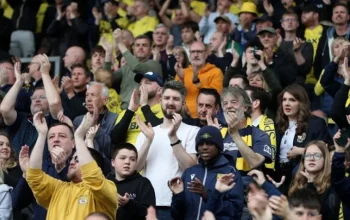 Oxford United Terdegradasi ke League One, Ole Romeny Bersuara Emosional kepada Suporter