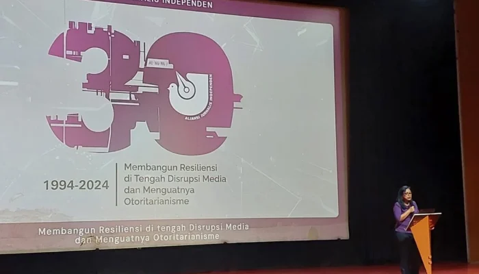 Pakar Tata Negara: Indonesia Kini Masuki Era Otoritarianisme, Demokrasi Menepi