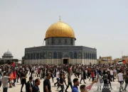 Pemukim Israel Serbu Masjid Al-Aqsa, Bendera Berkibar – Kecaman Dunia dan Ketegangan Memuncak