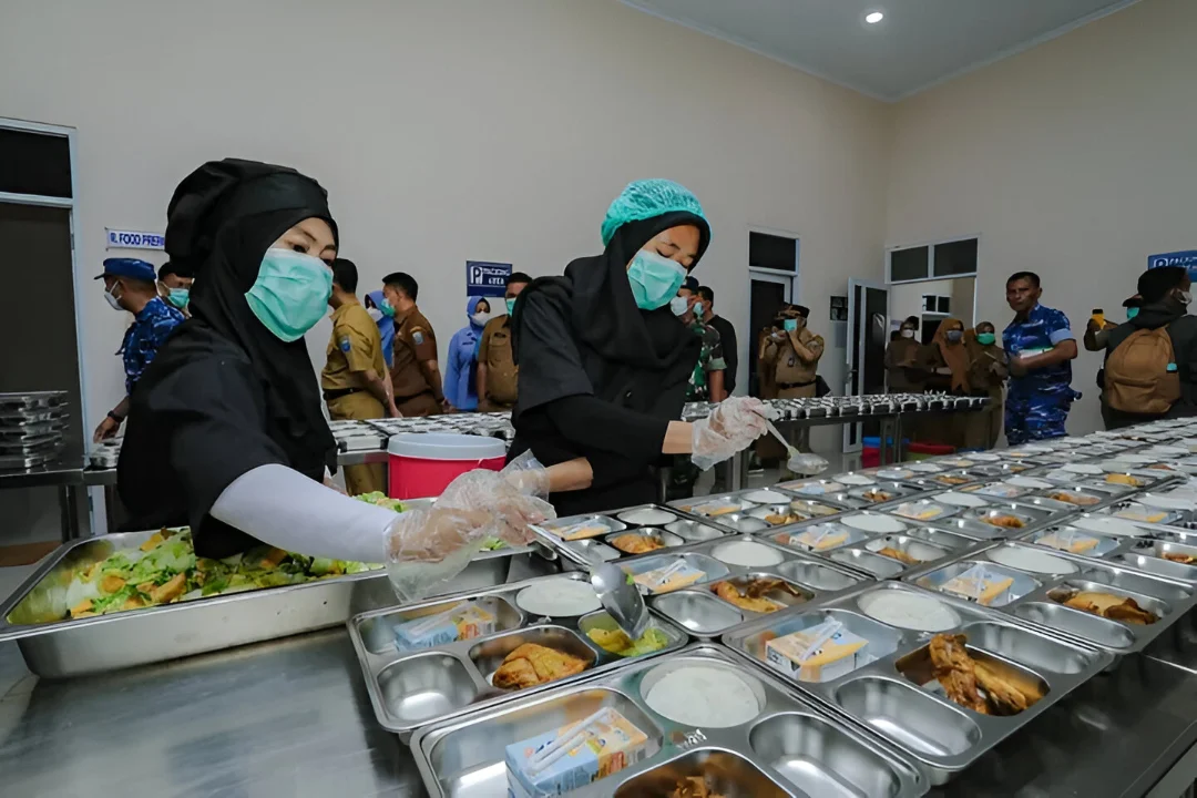 Penguatan Sistem Makan Bergizi Gratis: Kontrol Terpusat, Sertifikasi Higienitas, dan Pengawasan Ketat Seluruh Indonesia