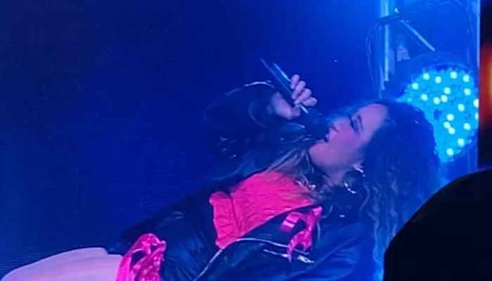 Pinkan Mambo Balas Protes Putri: Guling‑guling di Jalan Bukan Hal Memalukan!