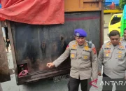 Polisi Gagalkan Pengangkutan Solar Ilegal 1,9 Ton di Pamekasan, Sementara Kecelakaan Tol Semarang‑Solo Menewaskan Sopir Pikap