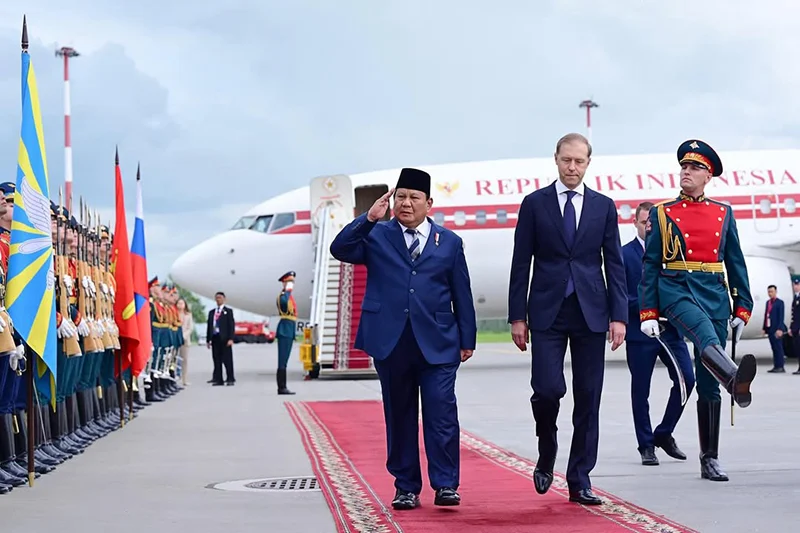 Prabowo Giat Perkuat Cadangan Energi lewat Kunjungan ke Rusia, Sementara Menteri Terbang ke AS
