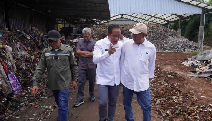 Prabowo Janjikan Kendali Sampah Seluruh Indonesia dalam 2‑3 Tahun: Langkah Besar dari TPST BLE Banyumas