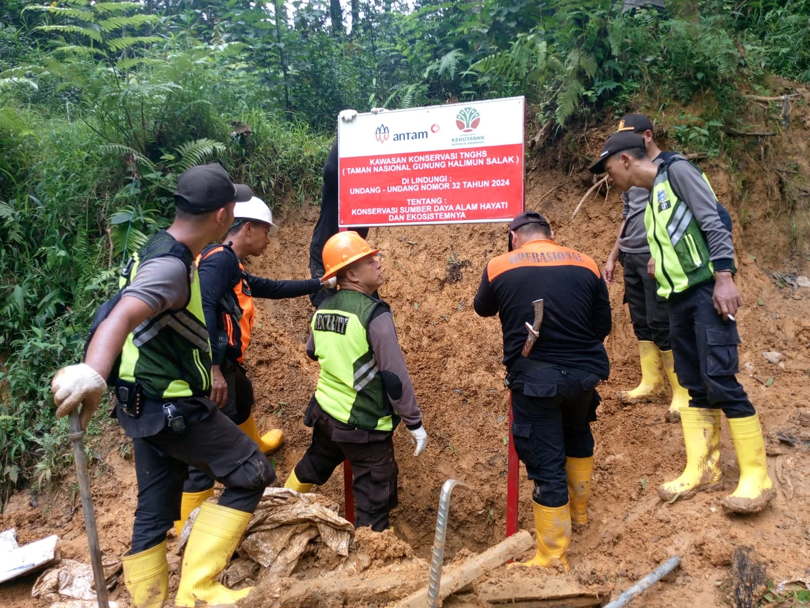 Prabowo Tekan Bahlil: Penertiban Tambang Ilegal di Hutan Lindung Dimulai dalam Seminggu
