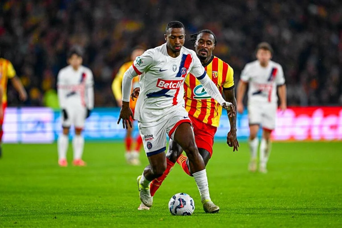 RC Lens Menjegal PSG di Puncak Ligue 1: Pertarungan Sengit Menuju Gelar